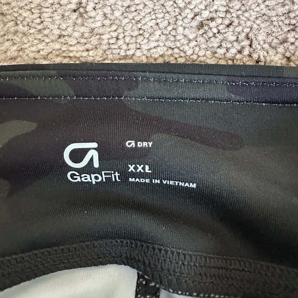 Girls Gap Camo Capri leggings xxl 14/16 - Picture 2 of 2